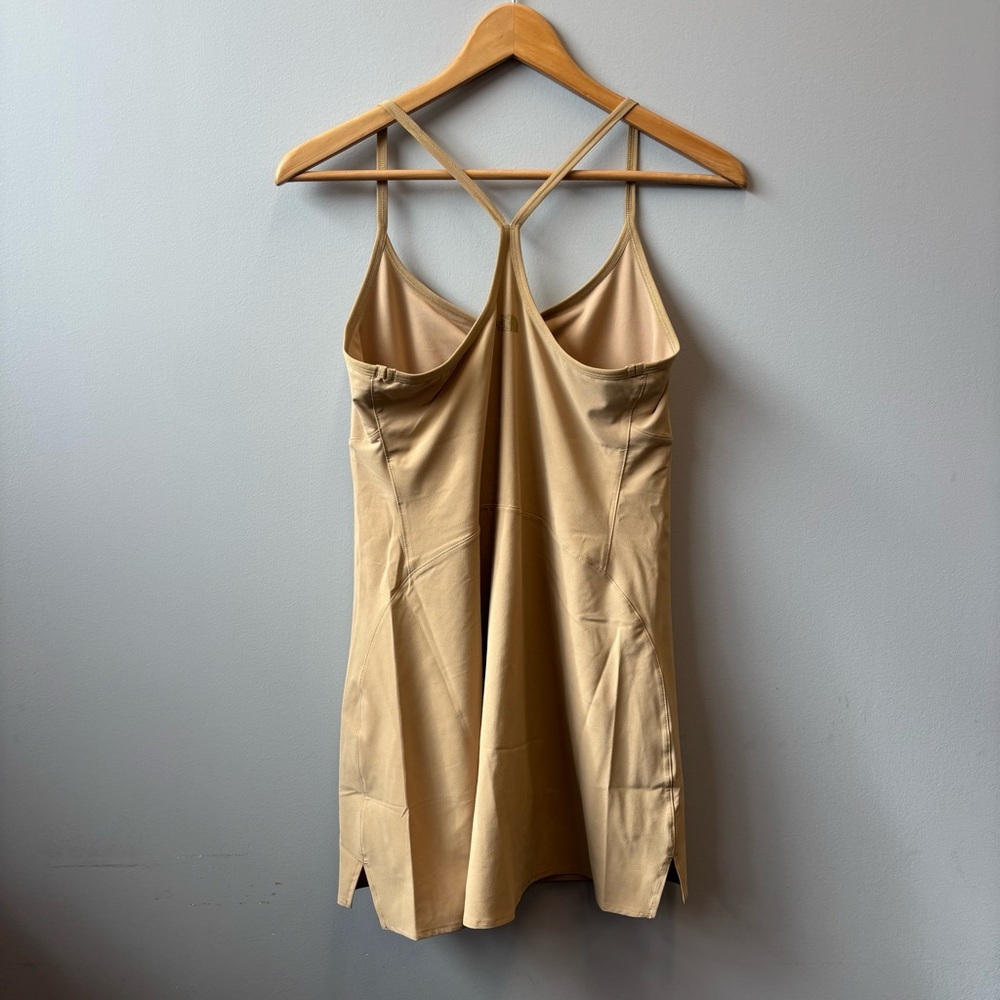 The north face arque Dress Tan Medium Tennis Pickleball - Picture 2 of 10